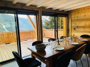 VAUJANYLOCATIONS - Chalet Sagha