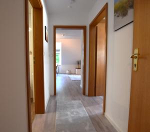 8000 Fewo Lütte Perle inkl Strandkorb am Strand