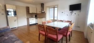 Hoamathaus II by Alpenidyll Apartments