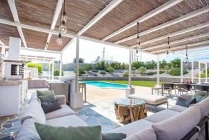 Villa Franky Ladikoheizbarer Pool