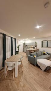 Appartements Apartment , Bordeaux Merignac airport : photos des chambres