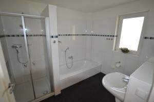 Reetdachhaus 5, inkl 2 Parkplätze