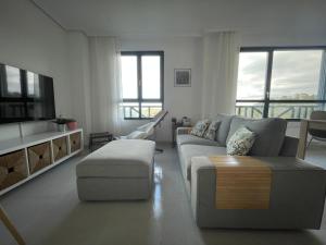 Bonito dúplex con vistas al mar