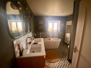 B&B / Chambres d'hotes 2 Chambres, speciales 24H DU MANS : photos des chambres