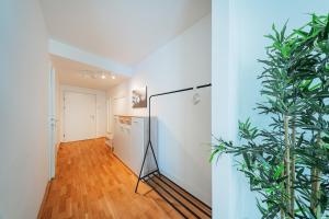 Great apartment - 2 bedrooms - with parking