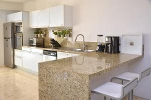 Magia Beachside Condo