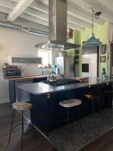 ART LOFT Luxury Apartment Artists Home