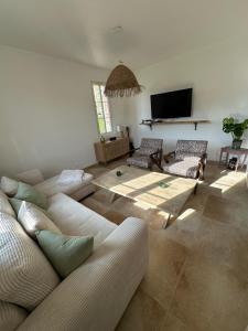 Villas A 600m de la plage 6pers Meuble de tourisme 3 etoiles La Villa des Grottes : photos des chambres