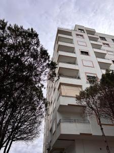 Fabio Apartment Qerret