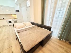 Renfe Asamblea de Madrid 02 AMCH Hospedaje