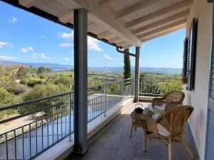 Elegant Tuscan villa