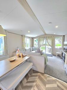 Cornwall Caravan Retreat, Near Perranporth, 3 Bedroom