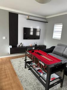 YA Eagle Wings SELF Catering Shared Apartment A