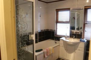 Windmill House, Clongill