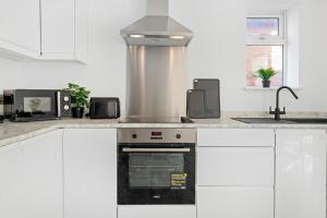 4 Bedrooms - 3 Bathrooms House