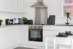 4 Bedrooms - 3 Bathrooms House