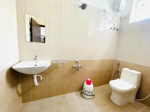 Pearl Stays, Tirupati - Very convenient for the people coming from Bangalore and Chennai - You can skip city traffic while reaching any temple in Tirupati - Covered Parking - 24hrs Front Desk and Hot Water - Free WiFi - Flexible Checkin-in Check-out 