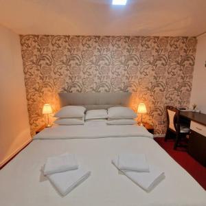 Double Room room in Swiss Plus Hotel