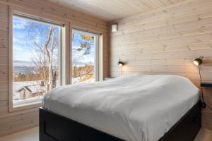 Modern Family Cabin at Norefjell - Views and Hiking