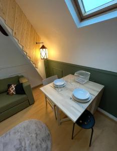 Appartements Un cocon au Presbytere avec place de parking voiture gratuite : photos des chambres