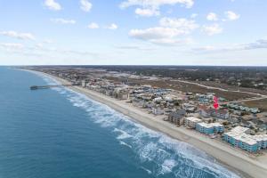 Charming Garden City Beach condo, steps to beach!