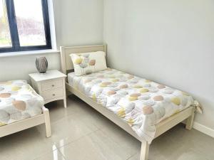 Pear Lodge - Somerset Holiday Homes