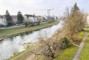 Basel River Apartment