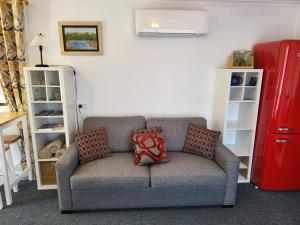 Tullah TrackSide - Loco Cottage