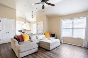 Cheerful 3 Bdrm space, 2 bath!. You gotta love it! - Edmond