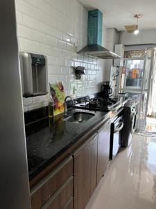 Apartamento em Jacarepaguá com varanda e vista deslumbrante