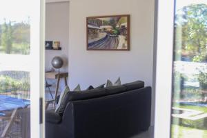 Mortimers Wines Studio - Adults Only Retreat