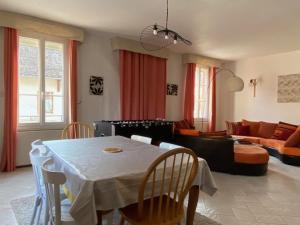 Villas Maison de village : photos des chambres
