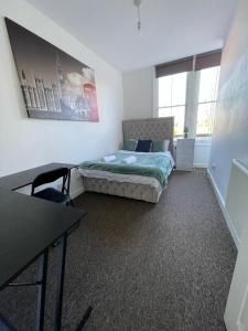 DeParys - Sleeps 6! Great for large group of people