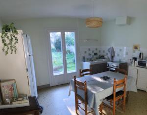 Maisons de vacances Villa centre ville SOULAC sur Mer : photos des chambres