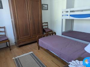 Maisons de vacances Villa centre ville SOULAC sur Mer : photos des chambres