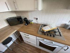 Miller House in Great location - Sleeps 14! Perfect for contractors