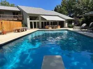 Luxury Beach House & Pool in Dunes National Park - Beverly Shores