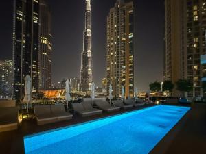 Luxury 4BR with Hermes Touch & Burj Khalifa View