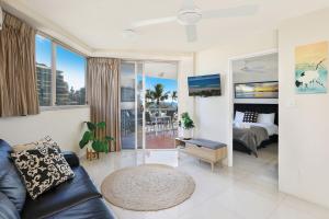 Central Mooloolaba Beachfront Apartment - Located in Sandcastles Resort