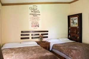 HospedajeRancholajoya-Habitacion Fresno