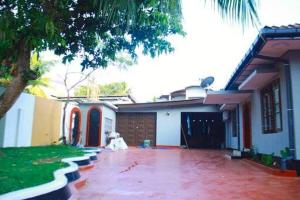 Leena Holiday Villa