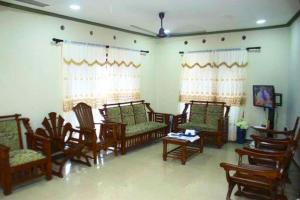 Leena Holiday Villa