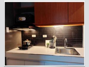 Studio unit at Quezon city trees residences