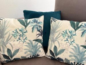 Apartamento 5min de la playa con piscina y garaje