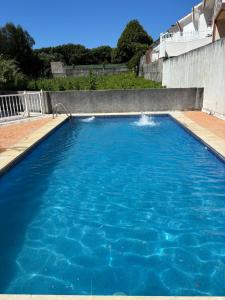 Apartamento 5min de la playa con piscina y garaje