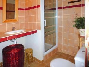 Maisons de vacances Private Garden House in Redortiers : photos des chambres