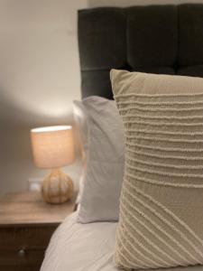 Spacious Central Apartment Terrace Gym Free Parking