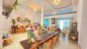 Dutch Hosted B&B, ABC