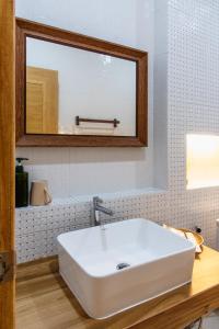 Turtle Tales-Tahnu,Thaimueang beach,Phang-Nga