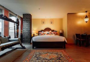 SHEIK ISTANA HOTEL CHIANGMAl